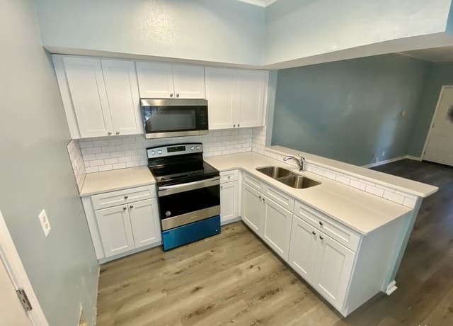 2-bedroom rental at 1955 Budding Blvd in San Antonio, TX — photo 5