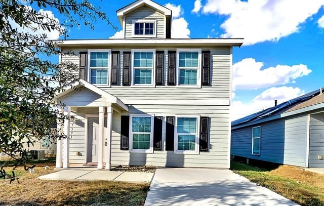 4-bedroom rental at 7371 Cultivator Way in San Antonio TX