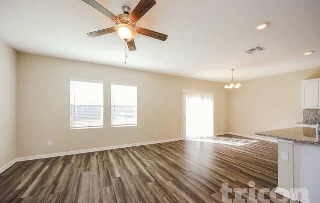 3-bedroom rental at 14347 Gunsight Pass in San Antonio, TX — photo 3
