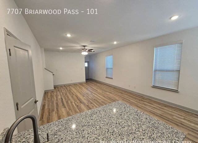 3-bedroom rental at 7707 Briarwood Unit 101 in San Antonio, TX — photo 5