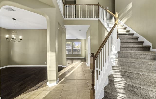 4-bedroom rental at 26030 Indian in San Antonio, TX — photo 5