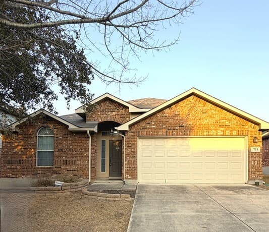 3-bedroom rental at 714 Point Sunset in San Antonio TX