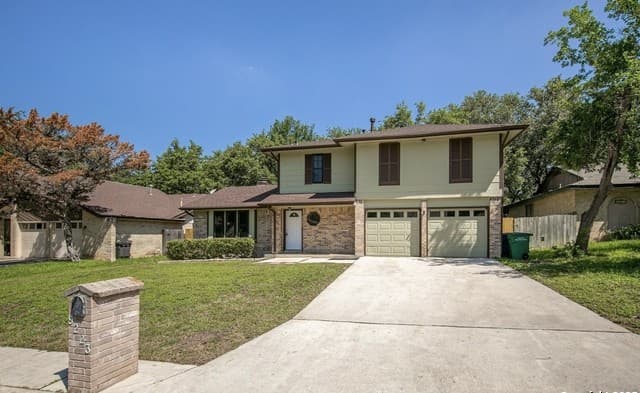 3-bedroom rental at 9223 Ridgeland in San Antonio TX