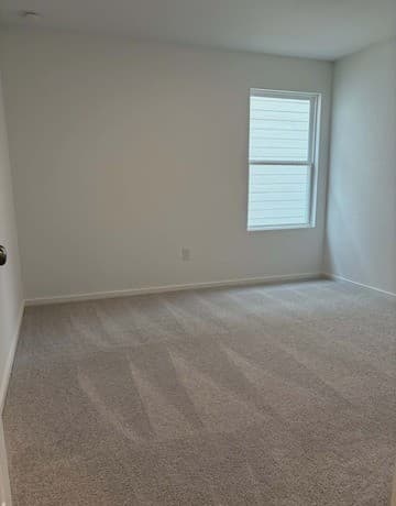 4-bedroom rental at 222 Amy in San Antonio, TX — photo 5