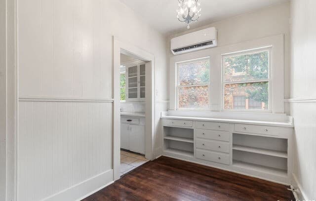 1-bedroom rental at 1618 W Kings Hwy Unit 1618 in San Antonio, TX — photo 5