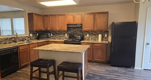 3-bedroom rental at 6123 Ironmill in Converse, TX — photo 4