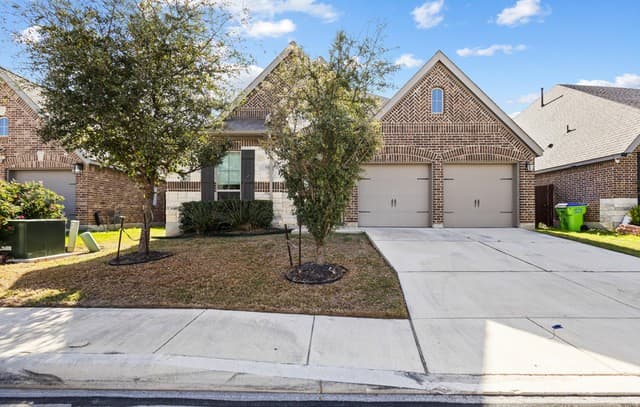 4-bedroom rental at 9114 Yearling St in San Antonio TX