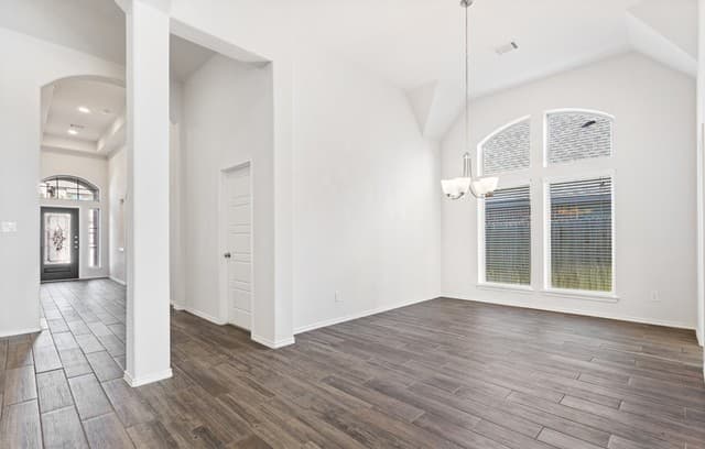 4-bedroom rental at 9114 Yearling St in San Antonio, TX — photo 4