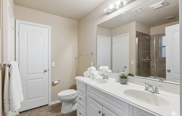 3-bedroom rental at 12407 Caprock Ranch in San Antonio, TX — photo 5