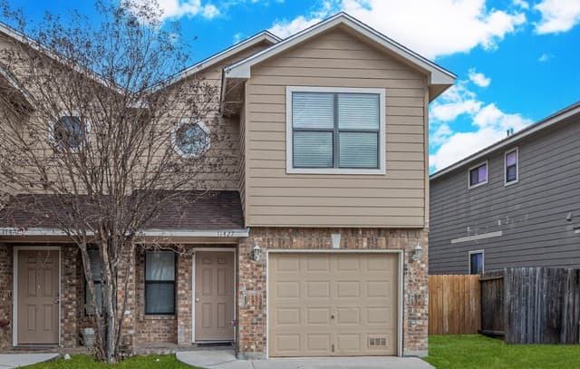 3-bedroom rental at 11427 Creek Eagle in San Antonio TX