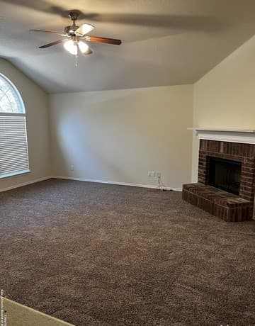 3-bedroom rental at 12610 Point Sound in San Antonio, TX — photo 2