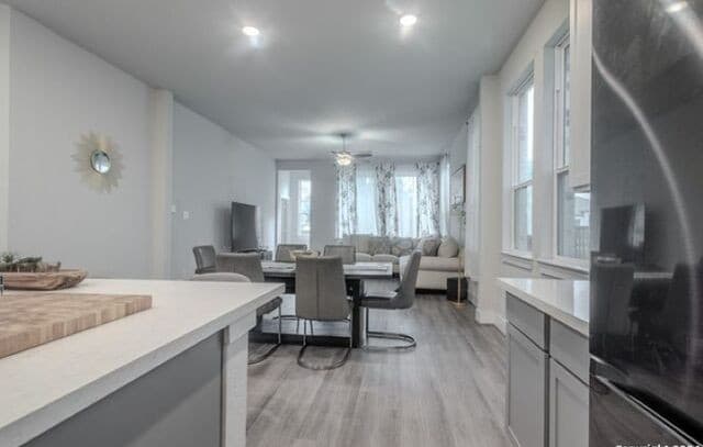 4-bedroom rental at 12518 Yellowstone in San Antonio, TX — photo 2