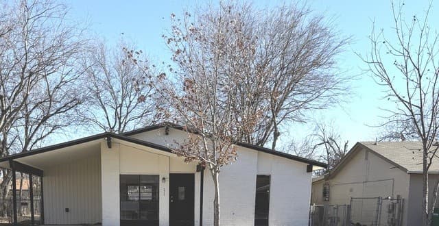 3-bedroom rental at 5915 Highfield in San Antonio TX