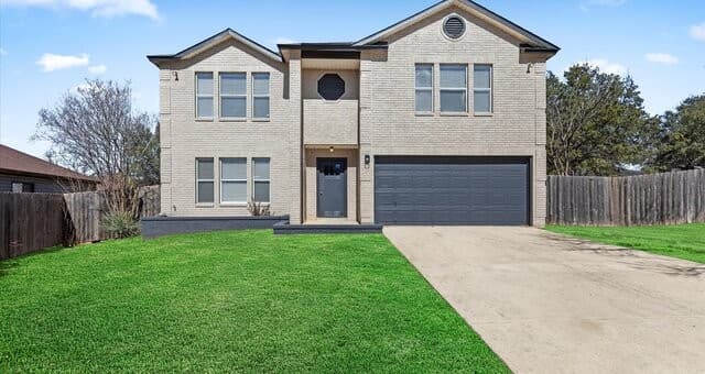 3-bedroom rental at 1021 Bridgemont Pl in Schertz, TX — photo 2