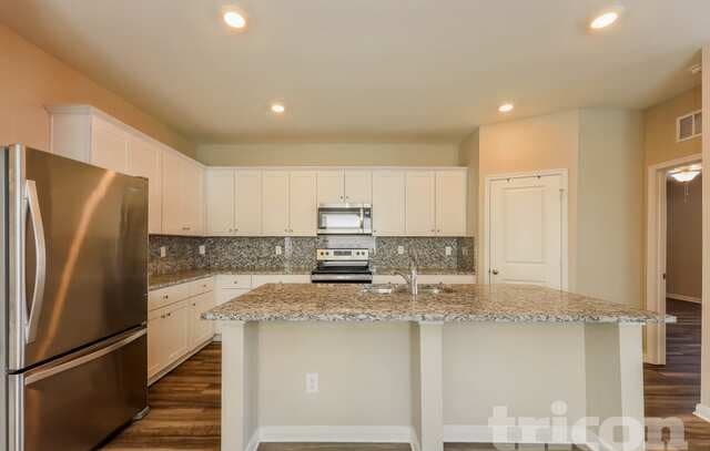 4-bedroom rental at 14339 Gunsight Pass in San Antonio, TX — photo 5
