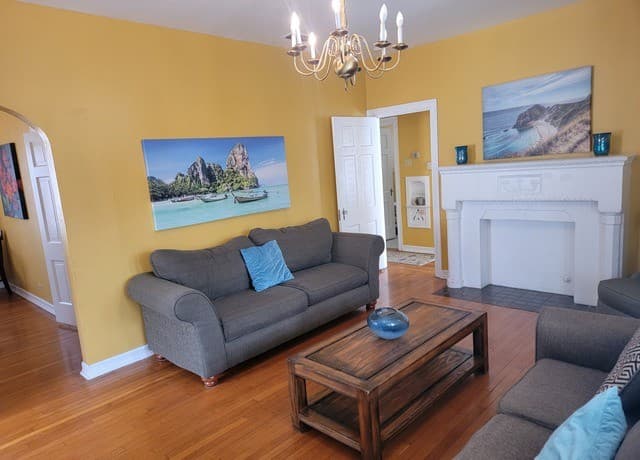 2-bedroom rental at 273 E Lullwood Ave in San Antonio, TX — photo 3