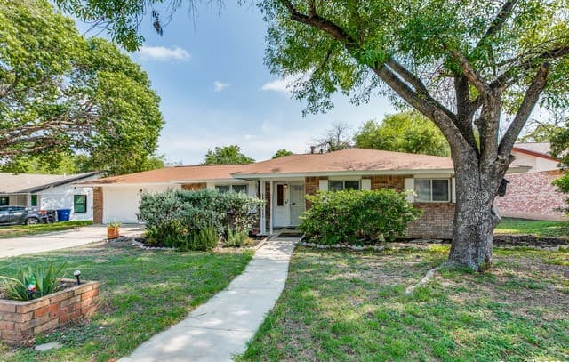 3-bedroom rental at 123 Stardream Dr in San Antonio TX