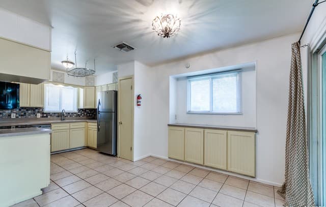 3-bedroom rental at 123 Stardream Dr in San Antonio, TX — photo 4