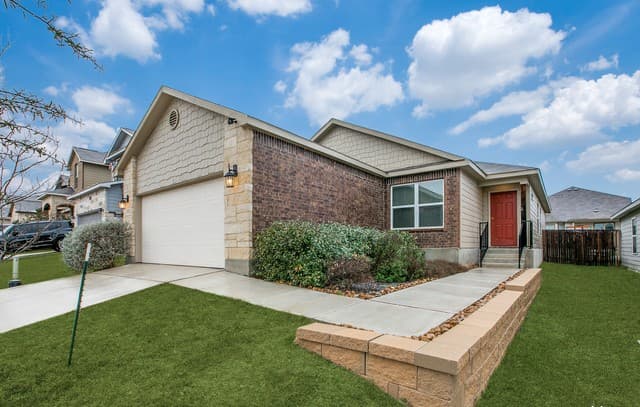 3-bedroom rental at 2025 Rhesus View in San Antonio TX
