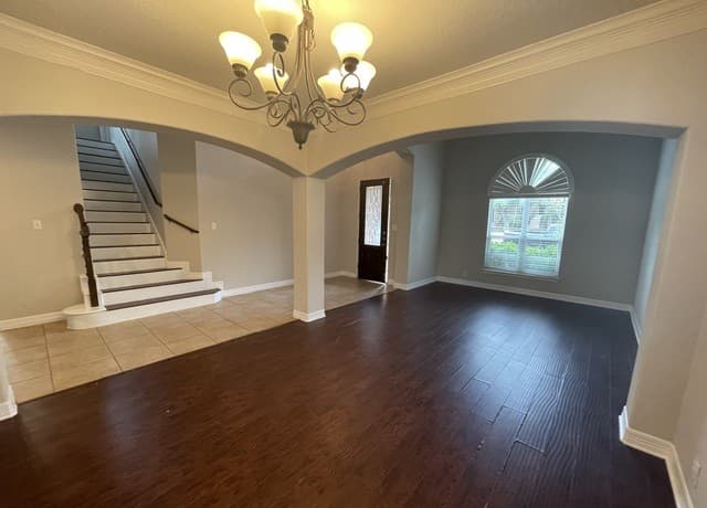 4-bedroom rental at 522 Calm Springs in San Antonio, TX — photo 5