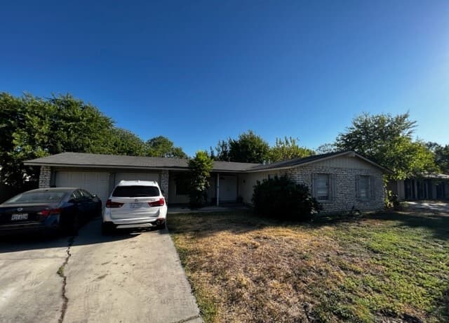 3-bedroom rental at 5031 Lancelot in San Antonio TX