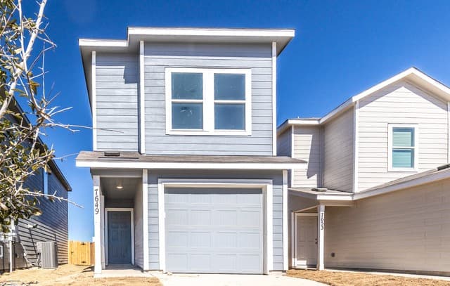 4-bedroom rental at 7649 Barcelo Way in San Antonio, TX — photo 3