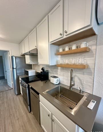 2-bedroom rental at 7160 Elm Cove in San Antonio, TX — photo 5