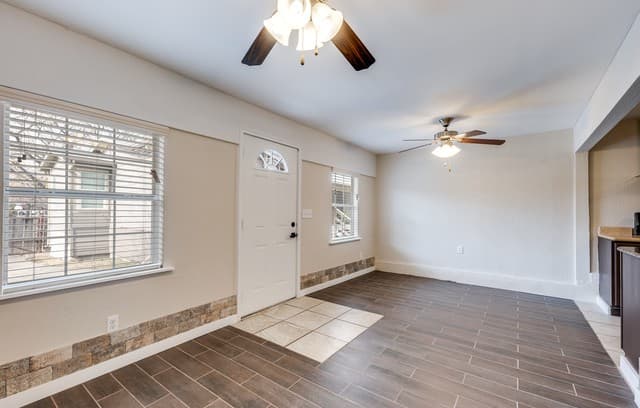 1-bedroom rental at 346 Leming Dr. Apt A Unit A in San Antonio, TX — photo 4