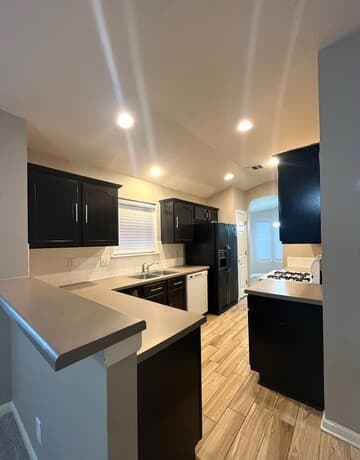 3-bedroom rental at 5502 Christina Path in San Antonio, TX — photo 5