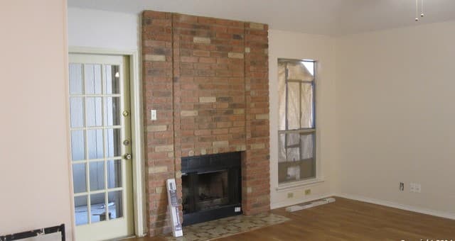 3-bedroom rental at 13815 Parksite Woods in San Antonio, TX — photo 4