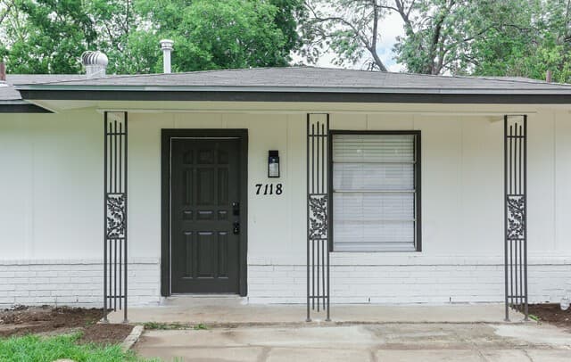 3-bedroom rental at 7118 Castleridge in San Antonio, TX — photo 2
