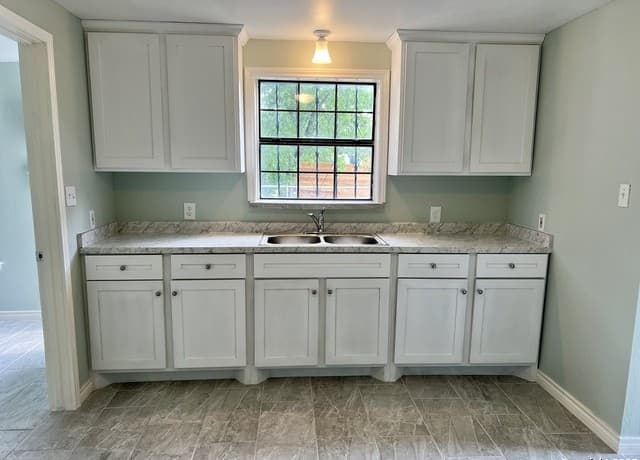 1-bedroom rental at 1218 Nw 23rd St Unit 2 in San Antonio, TX — photo 3