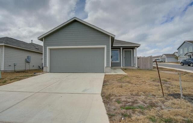4-bedroom rental at 14103 Chemtou in San Antonio, TX — photo 3