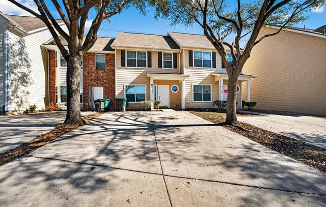 2-bedroom rental at 4161 St Charles Bay in San Antonio TX