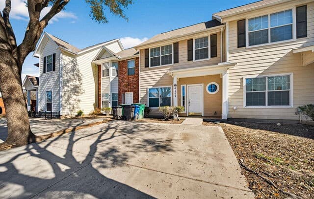 2-bedroom rental at 4161 St Charles Bay in San Antonio, TX — photo 3