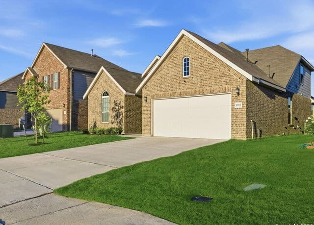 3-bedroom rental at 10823 Lone Ranger in San Antonio, TX — photo 3