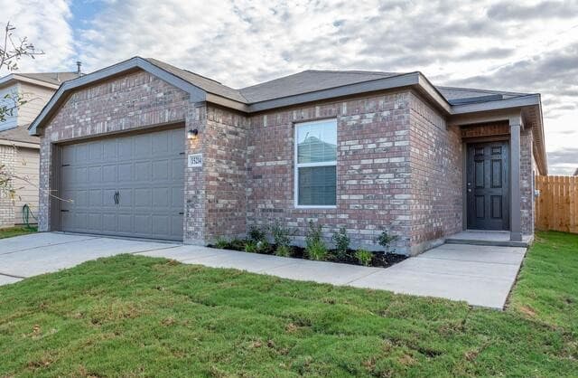 4-bedroom rental at 15214 HARBOR LA NE Harbor Landing in Von Ormy, TX — photo 2