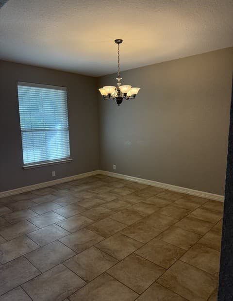 4-bedroom rental at 21303 Encino Caliza in San Antonio, TX — photo 3
