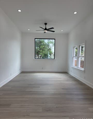 3-bedroom rental at 105 Forrest in San Antonio, TX — photo 4