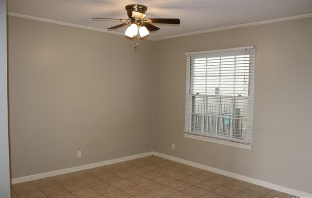 1-bedroom rental at 66 Brees Unit 51 in San Antonio, TX — photo 2