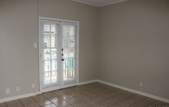 1-bedroom rental at 66 Brees Unit 51 in San Antonio, TX — photo 3