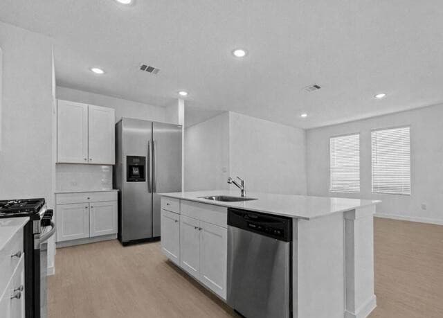 4-bedroom rental at 14822 Taradeau in San Antonio, TX — photo 4