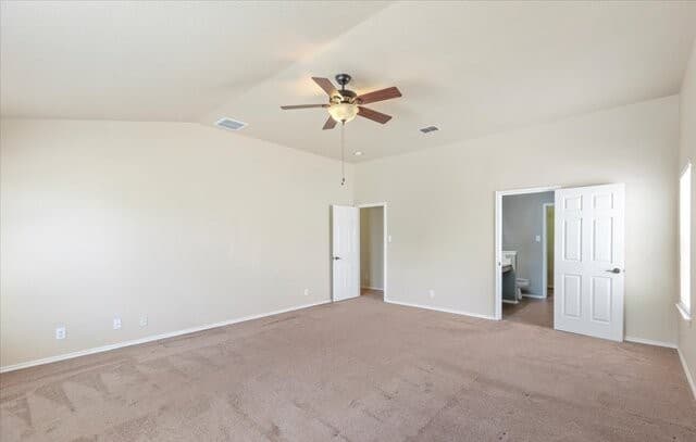 4-bedroom rental at 117 Fazio in Cibolo, TX — photo 5