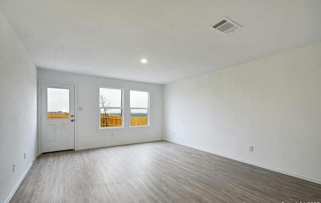 4-bedroom rental at 9122 Selene in San Antonio, TX — photo 5