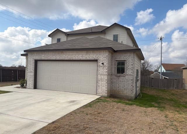 4-bedroom rental at 101 Saddle Breeze in Cibolo, TX — photo 2