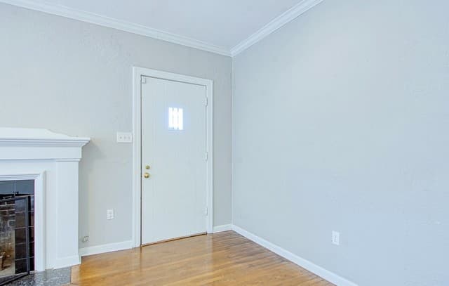 3-bedroom rental at 204 Lovera Blvd in San Antonio, TX — photo 5