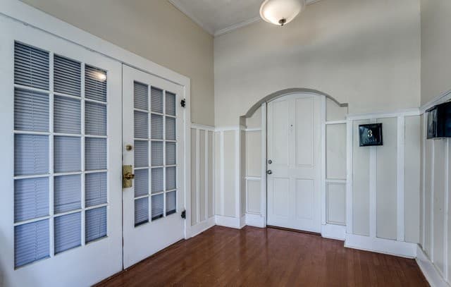 1-bedroom rental at 130 E Craig in San Antonio, TX — photo 2