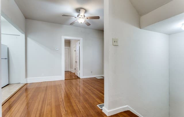 1-bedroom rental at 130 E Craig in San Antonio, TX — photo 3