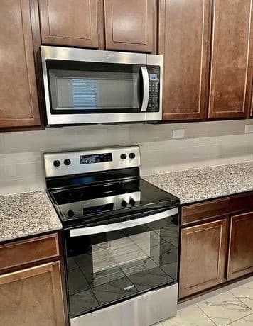 4-bedroom rental at 4955 Usaa Unit 79 in San Antonio, TX — photo 4