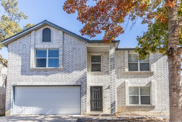 4-bedroom rental at 416 Irongate Rdg in San Antonio TX